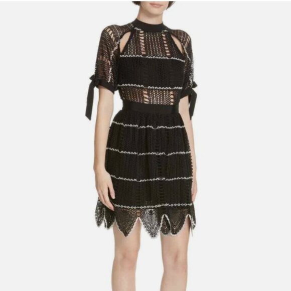 Self Portrait Scallop Hem Crochet Mini Dress US 4 - Picture 1 of 10